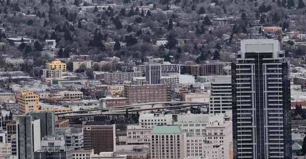 城市宣传片开头解说词_城市宣传片开头